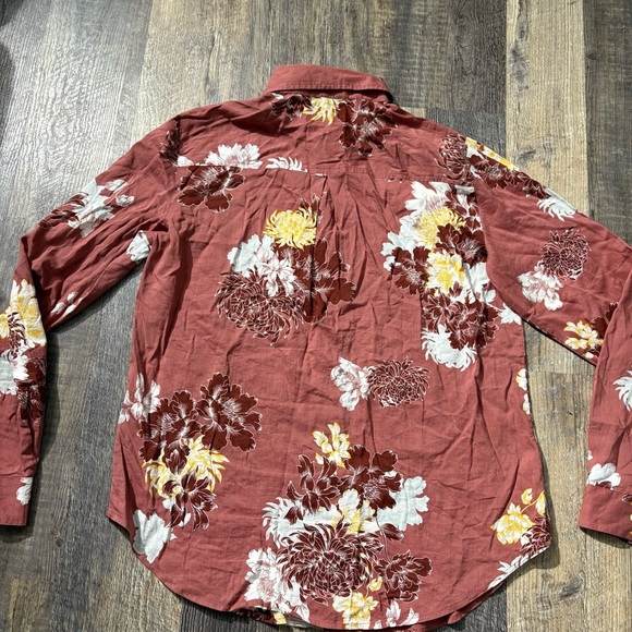 Ann Taylor long sleeve button up shirt size small - Picture 9 of 9